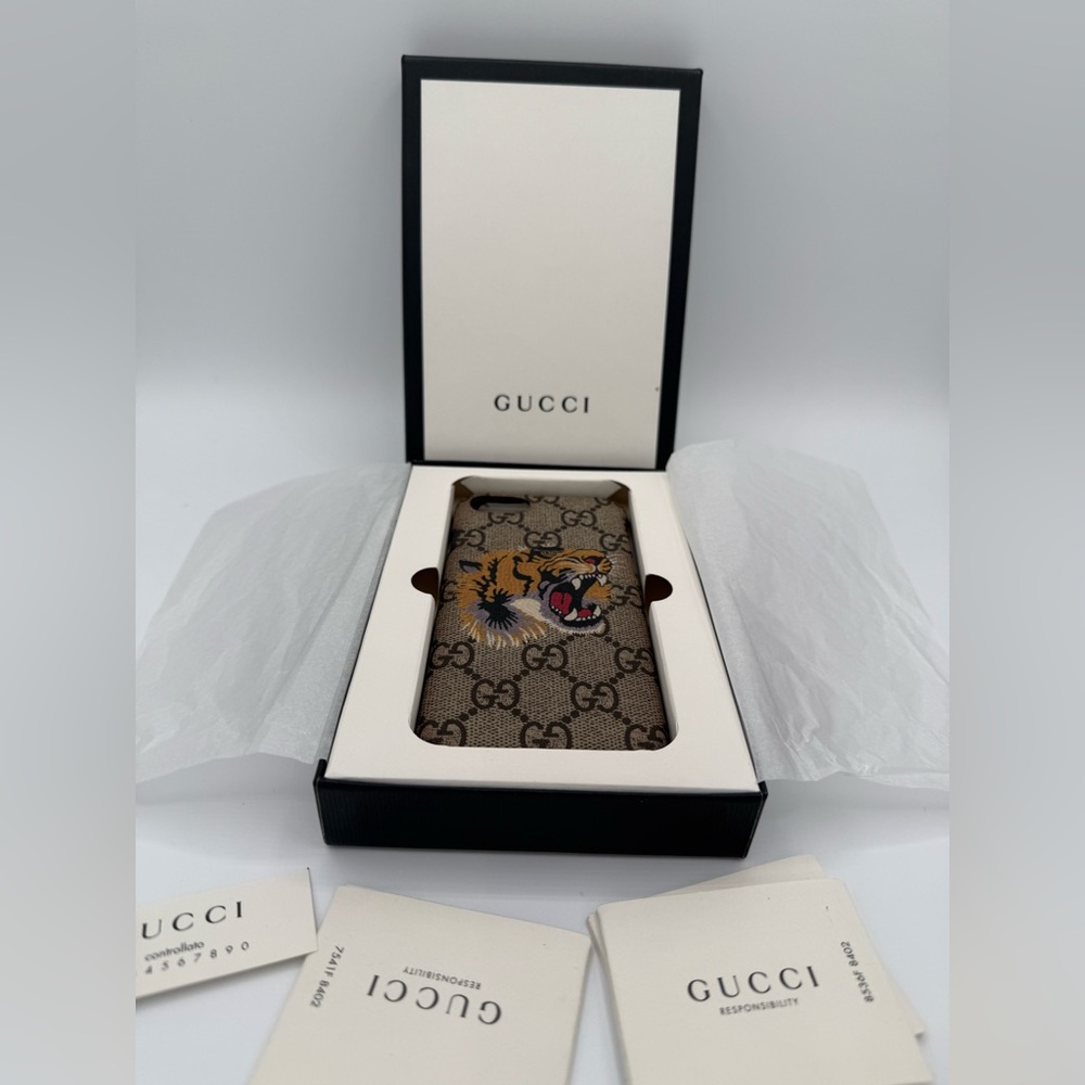 NWB Gucci Tiger GG Supreme canvas iPhone case.